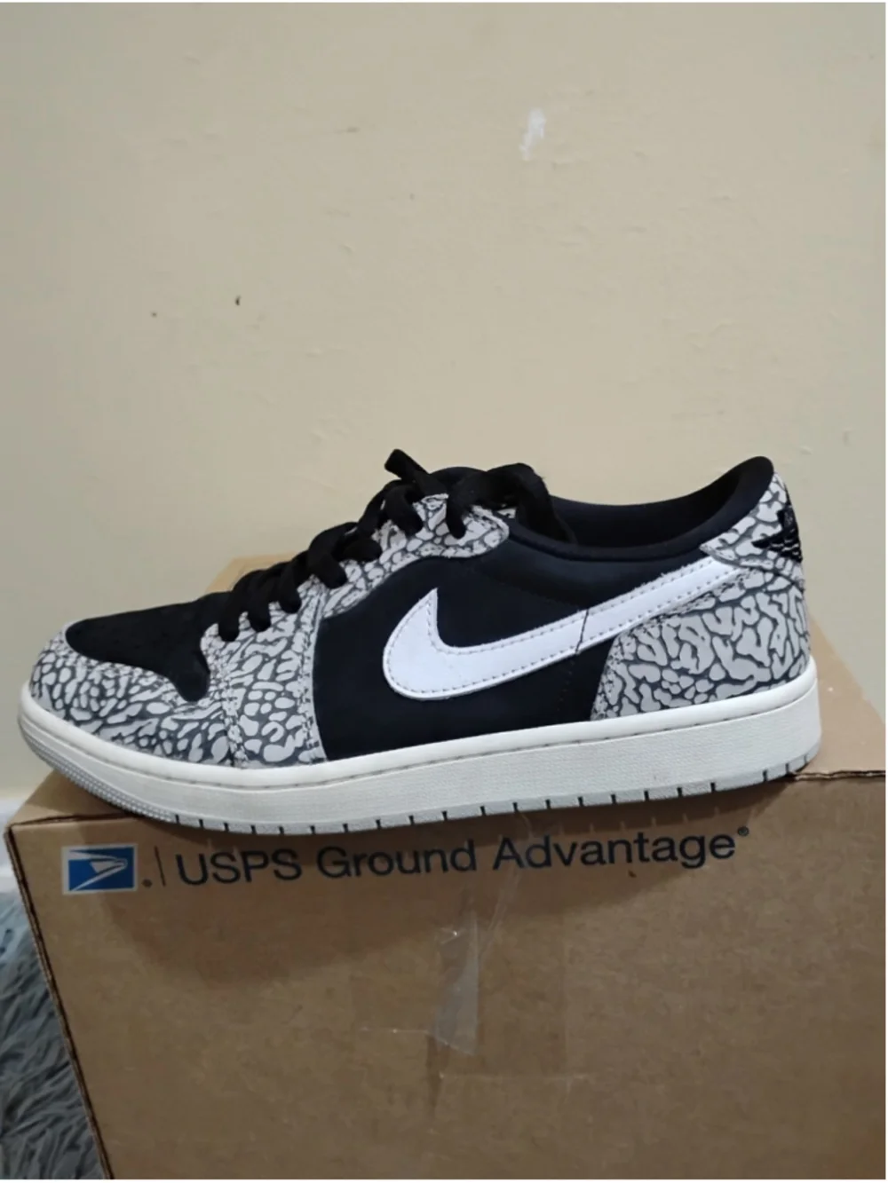 Nike Air Jordan 1 Retro OG Low Black Cement Men Size 9.5 / Women 11 CZ0790-001